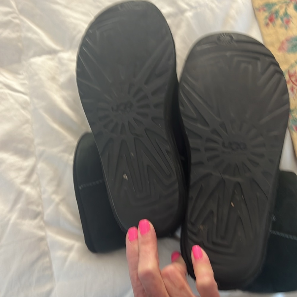 Used Condition Authentic Black Uggs - image 6